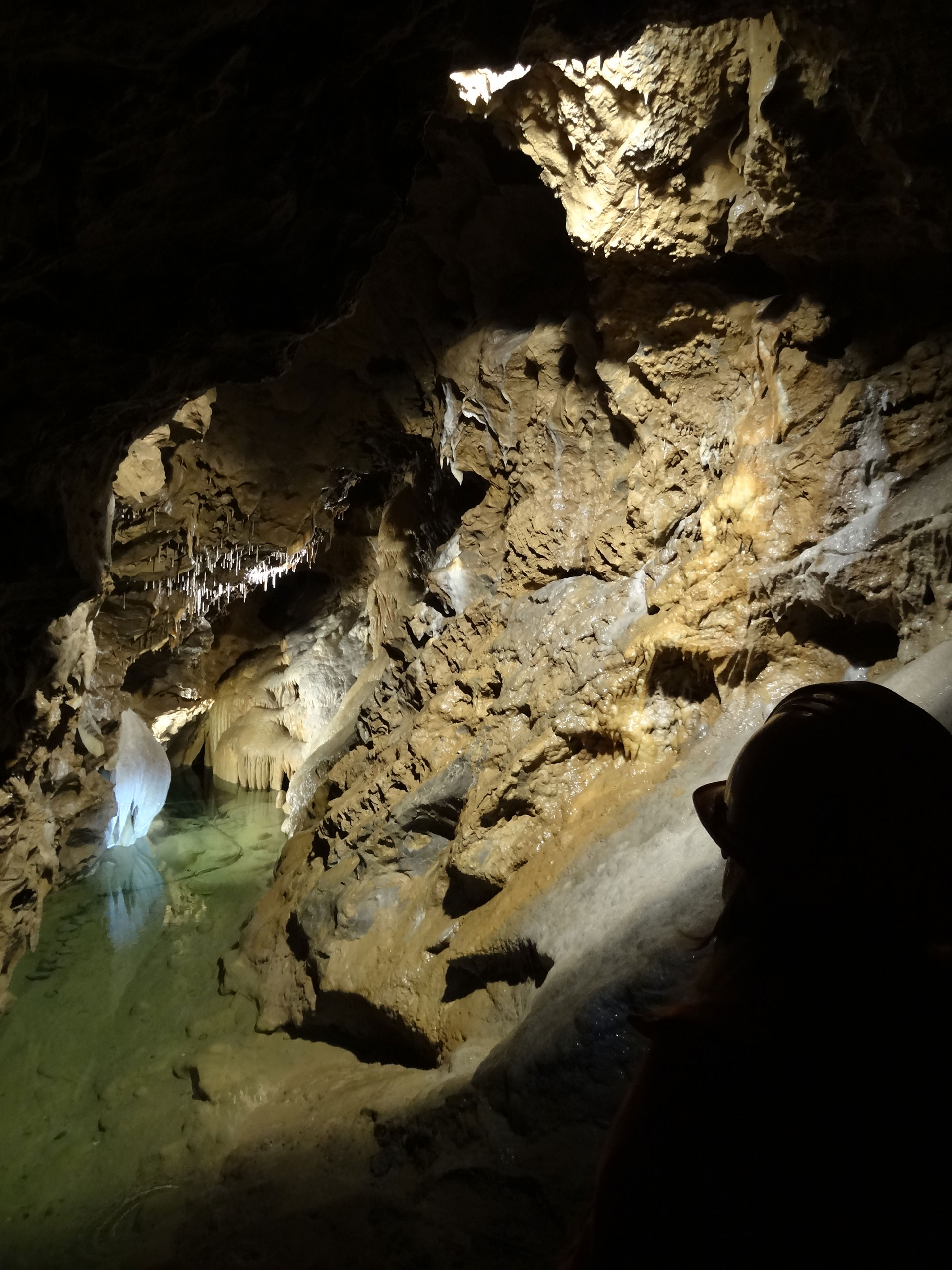Discover the Grotte de Comblain in Comblain-au-Pont