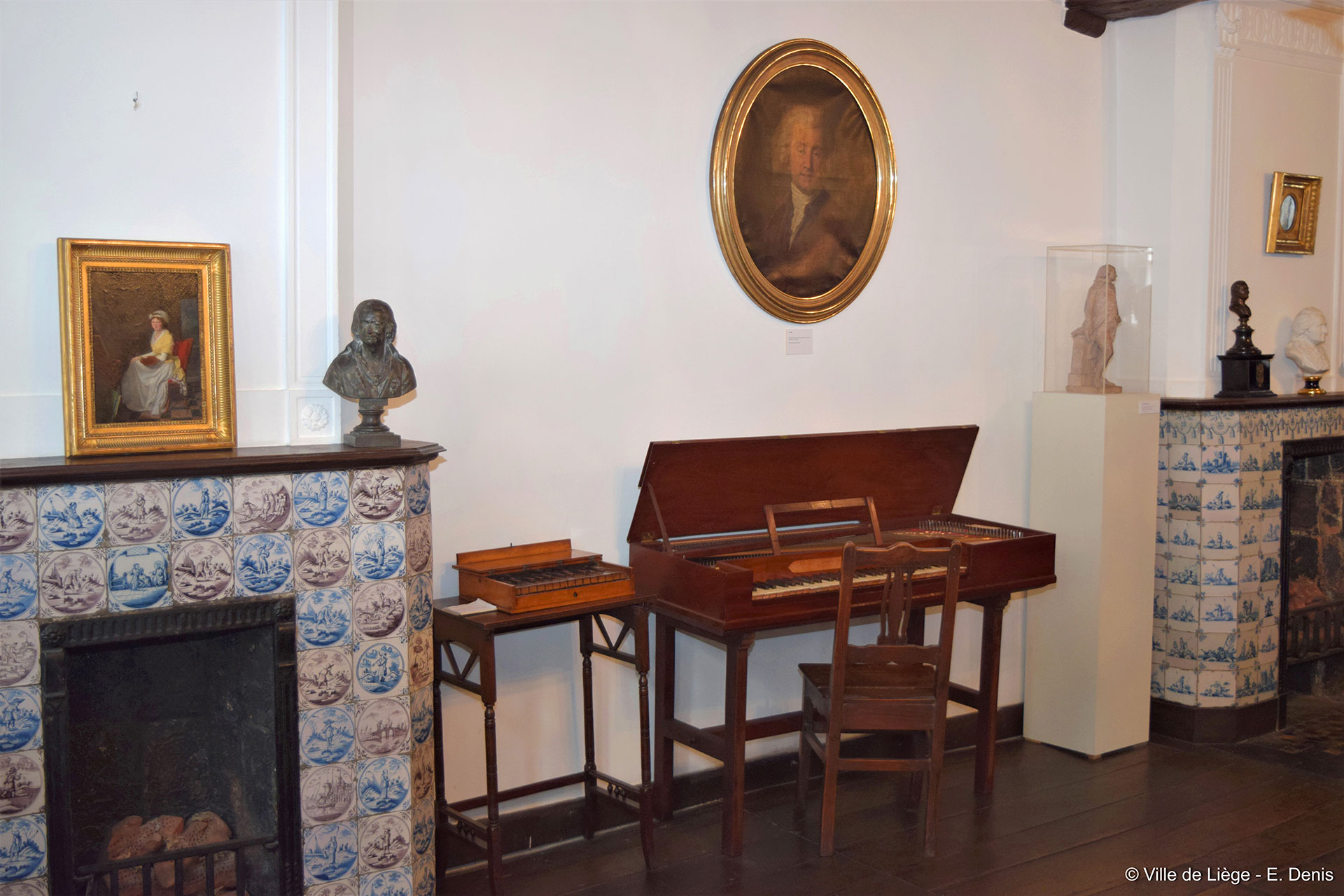 Maison natale de Grétry - Peintures - miniatures - sculptures - gravures - objets personnels - témoignages - musicien
