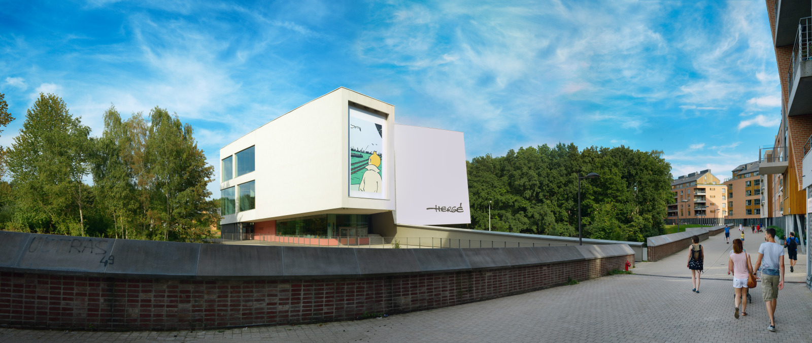Buitenaanzicht gebouw van het Hergé Museum in Louvain-la-Neuve