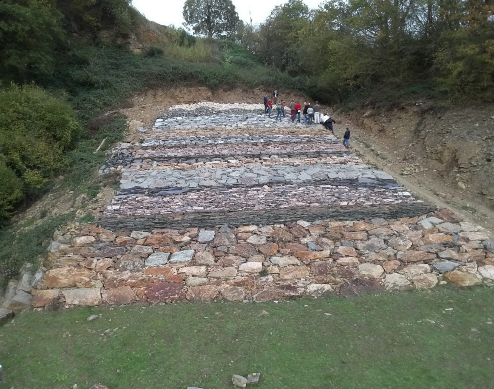 Mur géologique de Comblain-au-Pont