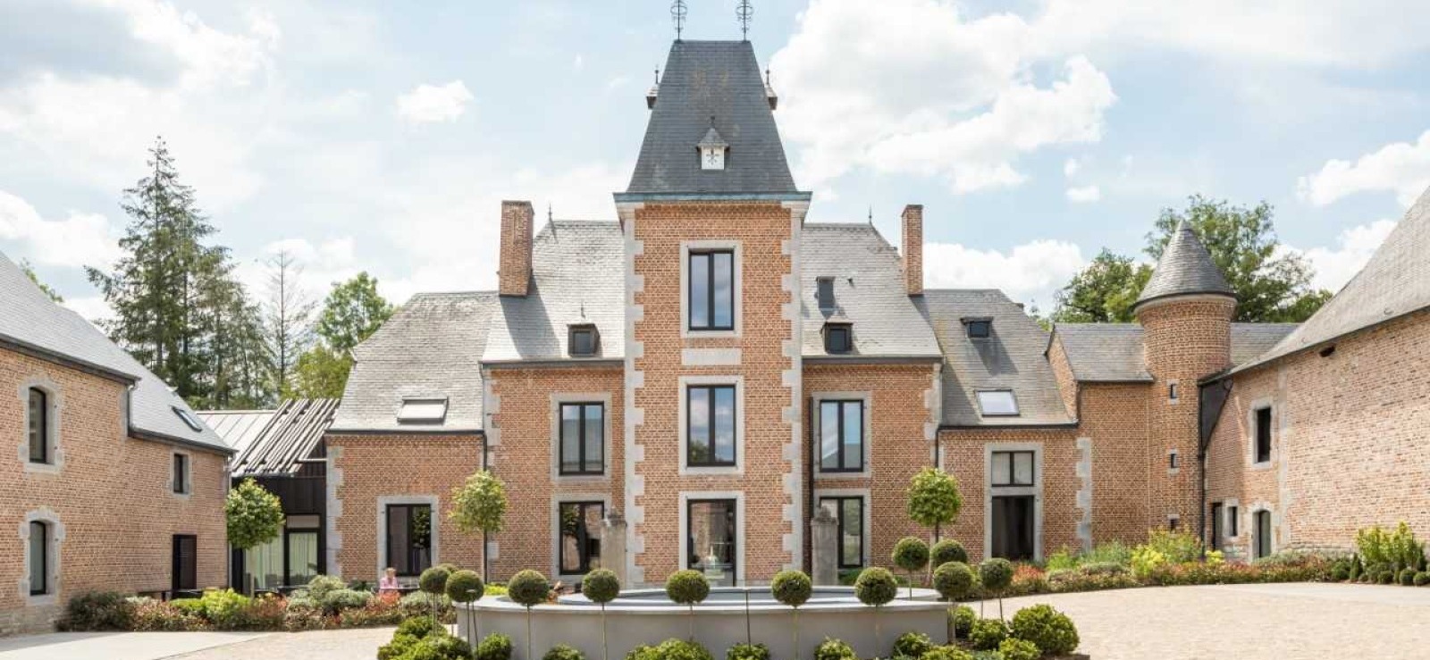 Château de Vignée à Rochefort - Vue d'ensemble de l'hôtel en Belgique