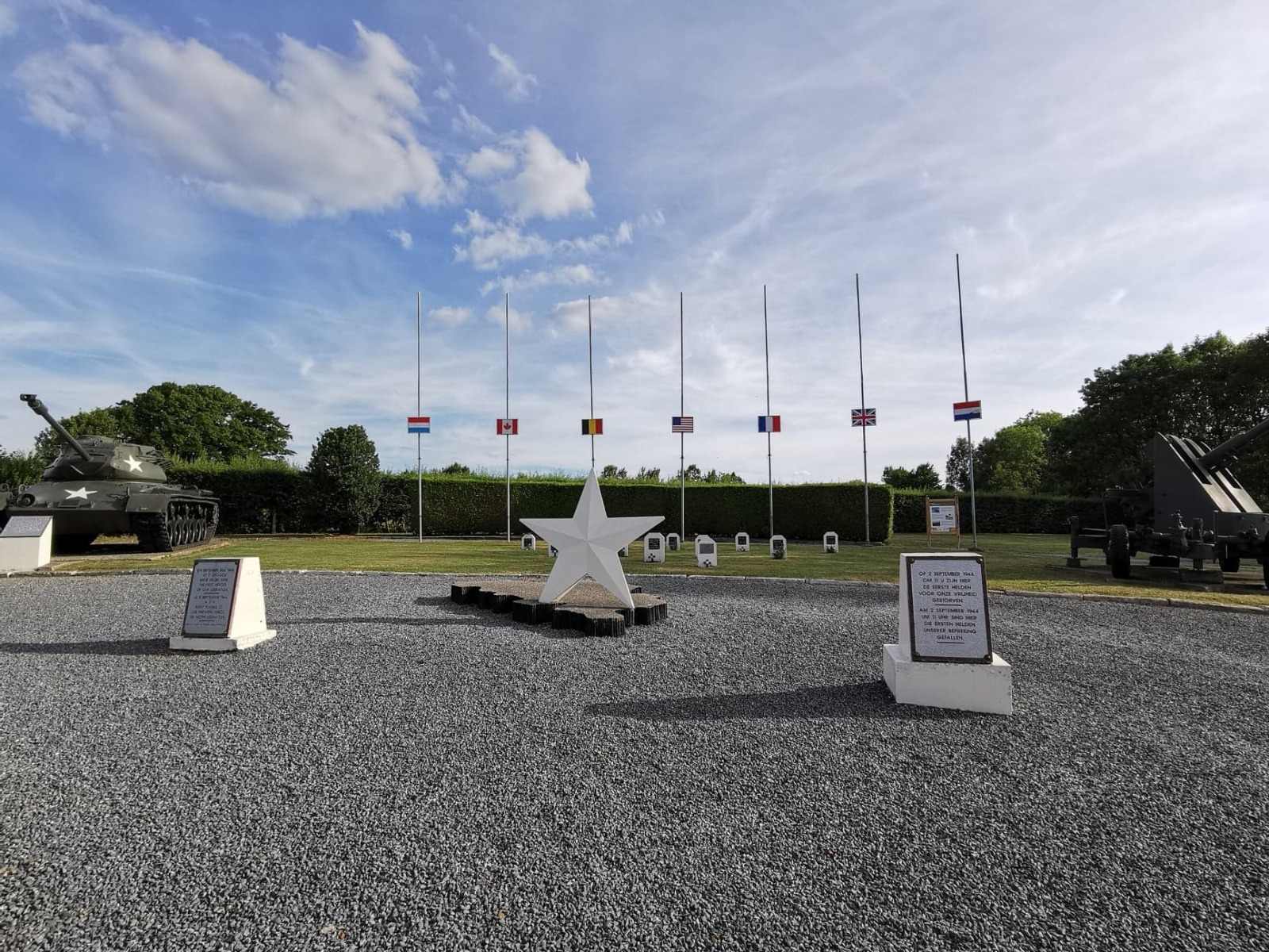 Monument en mémoire des premiers soldats américains tués sur le sol belge lors de la Libération le 2 septembre 1944