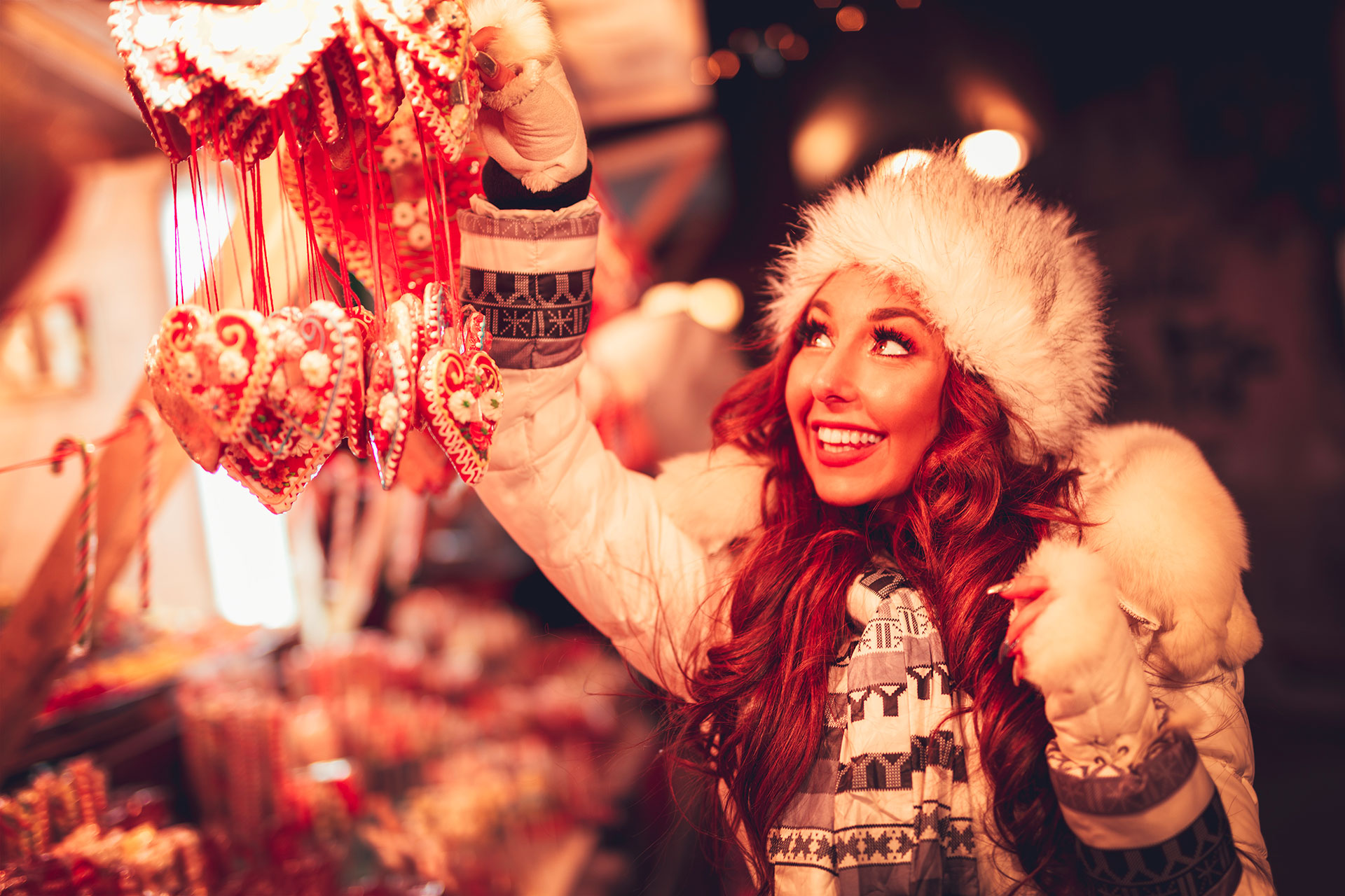 Marché de Noël - Noël - achat - amis - amour - bonheur - fête - cadeau - crèche - hivers - sapins