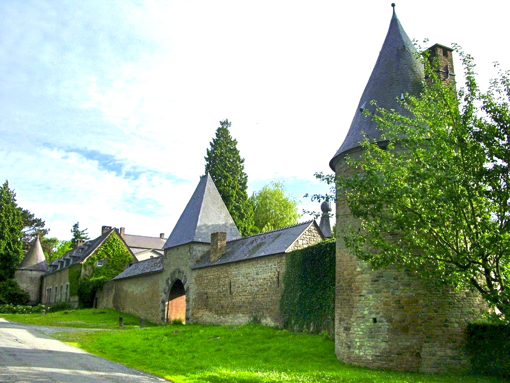 Domaine verdoyant du Château de Evrehailles