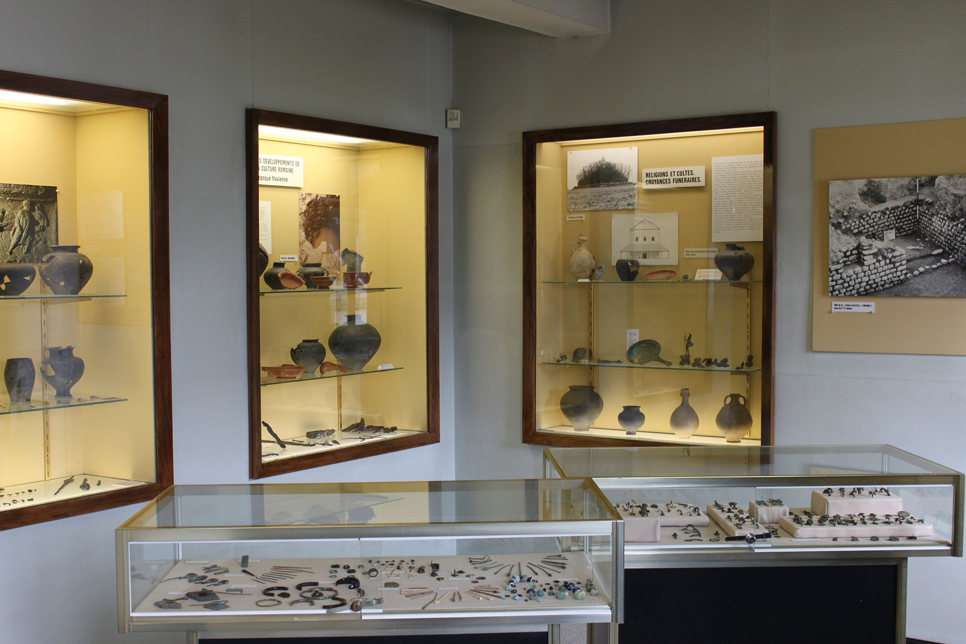 Musée communal - archéologie - art - histoire - Nivelles