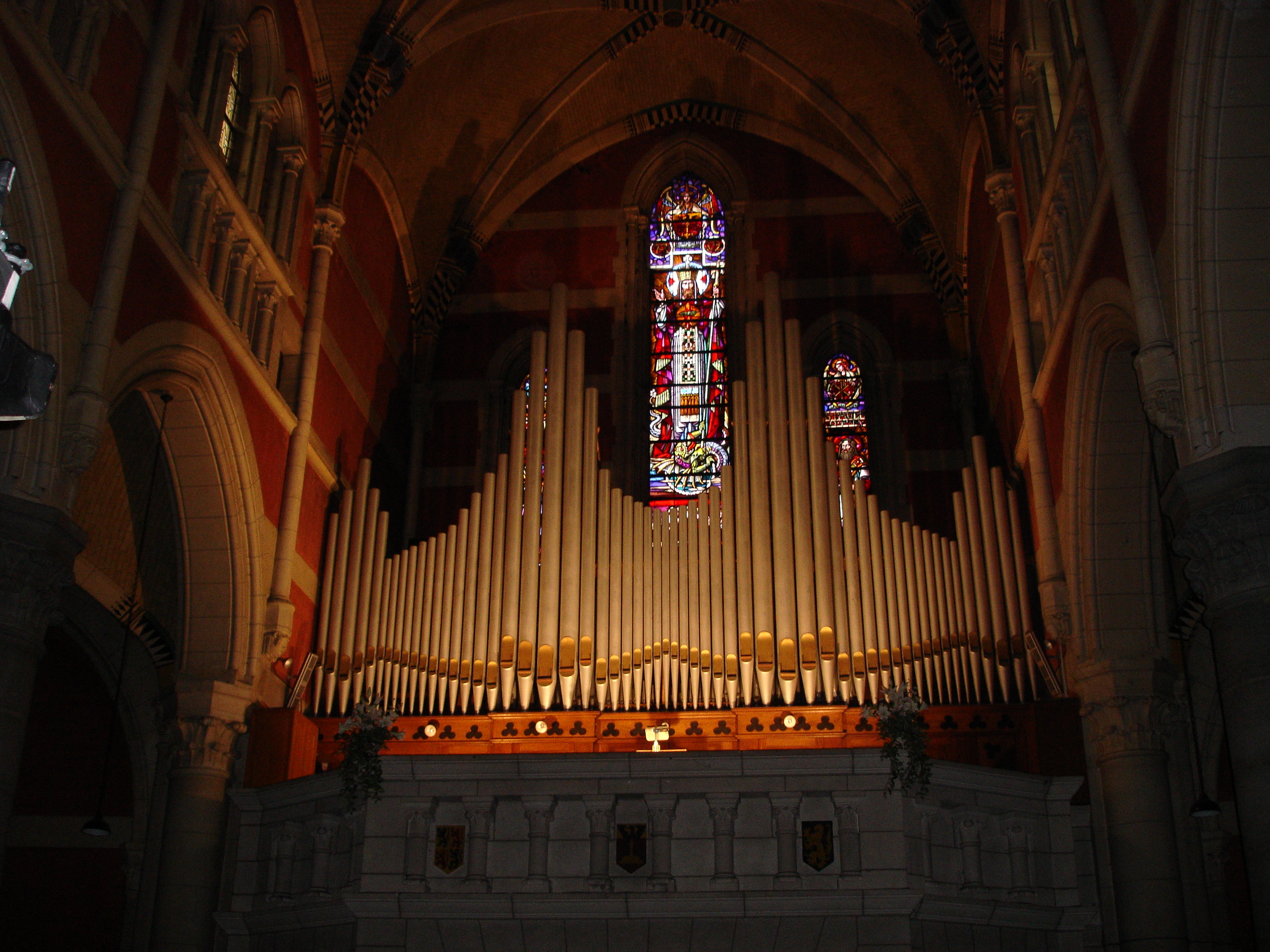 Photo de l'orgue de l'église de Châtelet