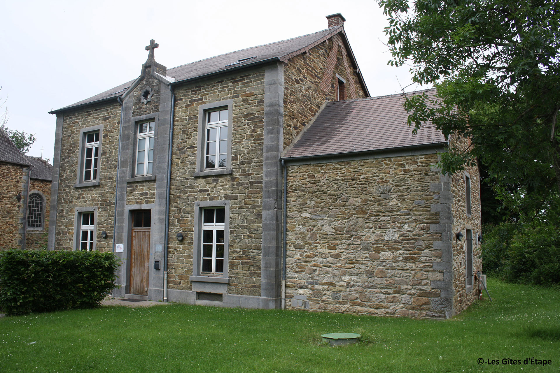 Gîte d'Étape - KALEO - Brûly - Presbytère - Hébergement - séjours - activités