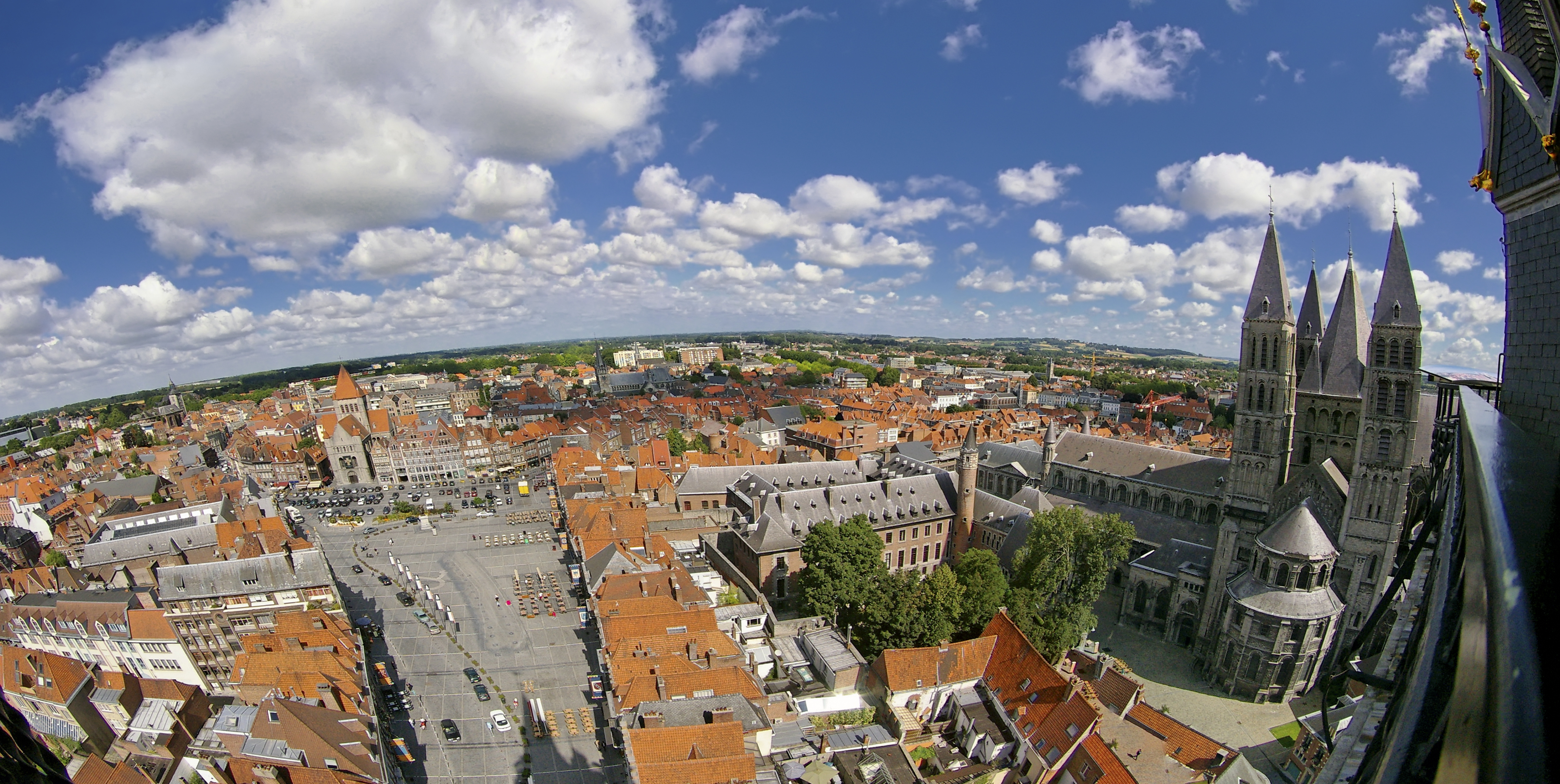 Tournai - Panorama - toitures
