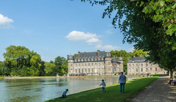 Découvrez le Château de Beloeil et son parc, en province de Hainaut
