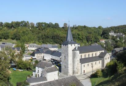 Eglise Saint-Hadelin à Celles - Plus beaux village de Wallonie