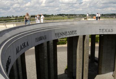 Memorial mardasson Bastogne americain monument ardennes