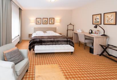 Chambre double à l'hôtel La Barrière de Transinne à Libin en province de Luxembourg