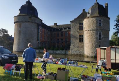 Castle moat with second-hand dealers stalls