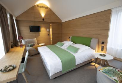 Bedroom of the B-Lodge hotel in Louvain-la-Neuve