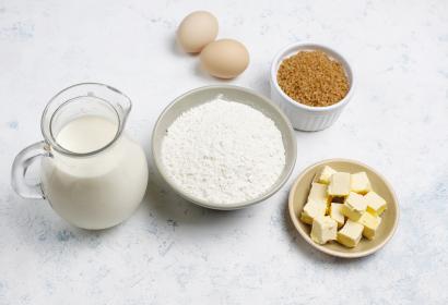 Ingredienten Luikse wafels - bloem eieren boter melk suiker 