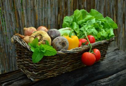 Marché bio - produits du terroir - fruit - légumes