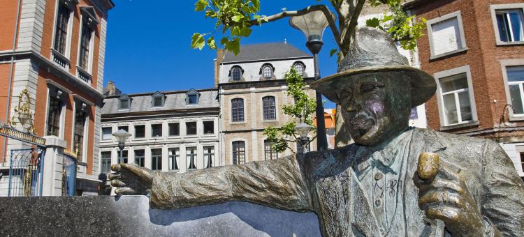 Georges Simenon statue on the Commissaire Maigret Square in Liège