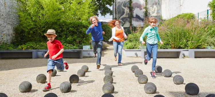 Family holidays in Wallonia. An experience to share with your children at the Félicien Rops Museum in Namur